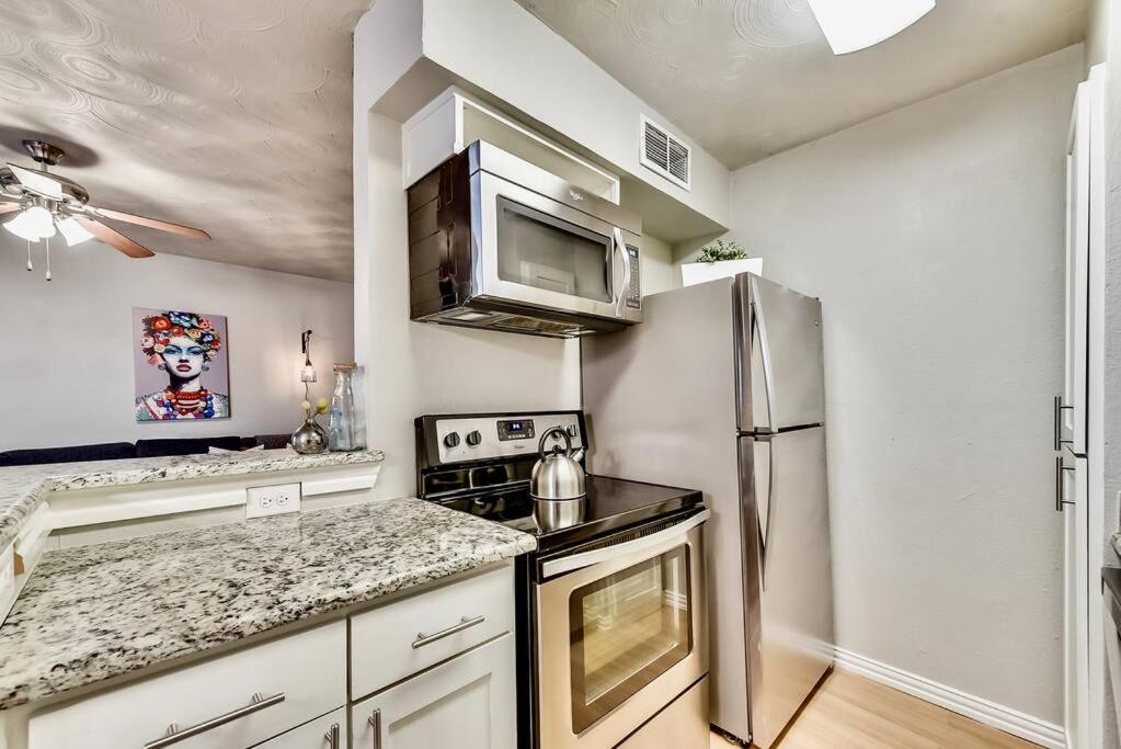Boutique Flat + Arboretum Tickets Included Appartamento Dallas