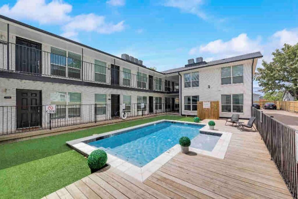 Boutique Flat + Arboretum Tickets Included Apartment Dallas